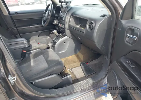 2016 Jeep Patriot Sport z USA, uszkodzony, nr VIN 1C4NJRBB5GD594805